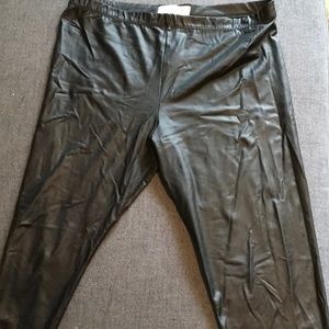 Black faux leather leggings